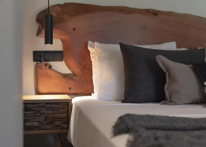 Mola Papaya * Mola Kalyva