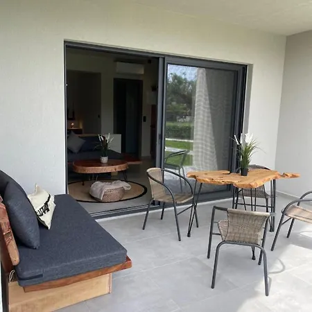Apartamento Mola Papaya